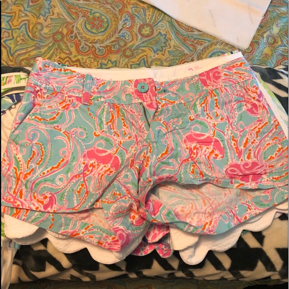 Lilly Pulitzer Adie Shorts - Picture 1 of 1